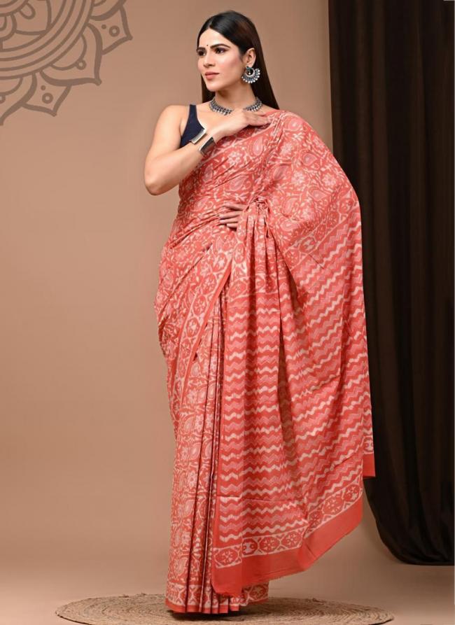 Cotton Mul Mul Light Red Casual Wear Printed Saree